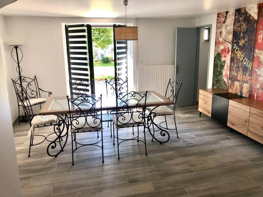 Maison Chaleureuse Au Coeur Du Village Raddon 外观 照片