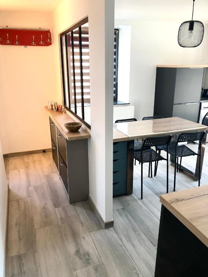 Maison Chaleureuse Au Coeur Du Village Raddon 外观 照片