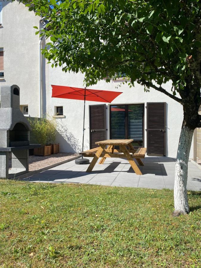 Maison Chaleureuse Au Coeur Du Village Raddon 外观 照片